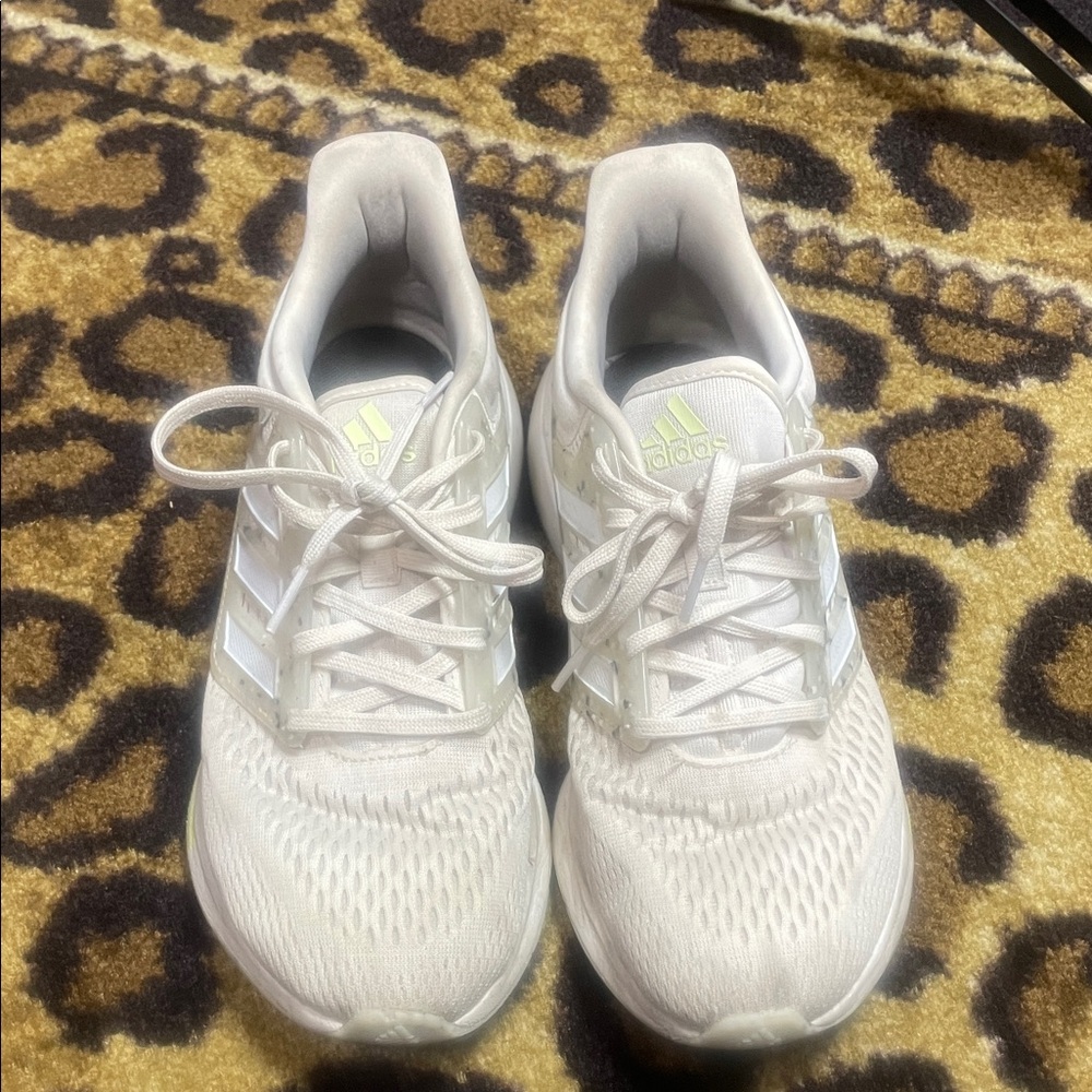 Adidas SolarGlide ST / Bounce Women’s Running Shoes – Size 7.5 – White/CoreWhite